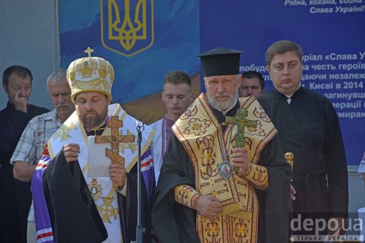 Епископы Борис и Никодим