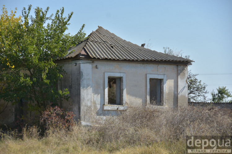 Заброшенный дом в селе Геройское