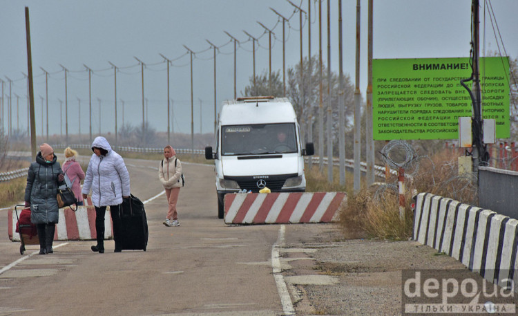 Подвоз россиянами крымчан к КПВВ